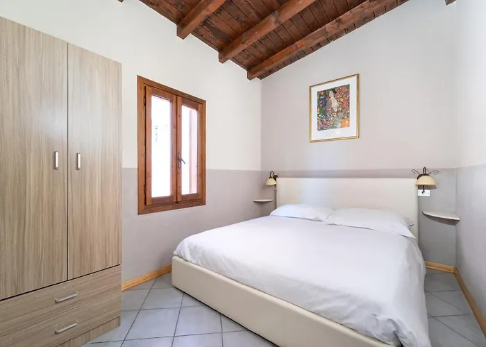 Garuti Village Padenghe sul Garda