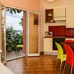 Garuti Village Aparthotel 3*