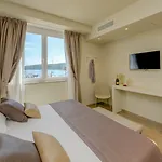 Garuti Village Aparthotel