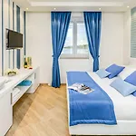 Aparthotel Garuti Village