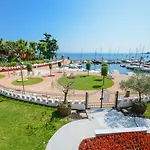 Garuti Village 3* Padenghe sul Garda