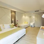 Garuti Village 3*