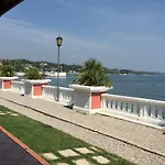 Aparthotel Garuti Village Padenghe sul Garda