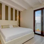 Garuti Village 3* Padenghe sul Garda